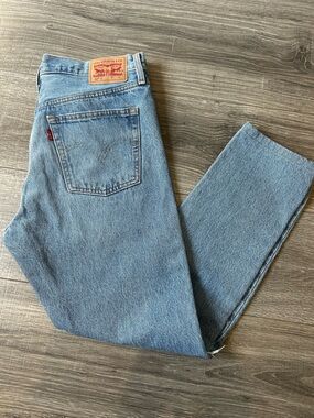 Levi's Women's Skinny Light Blue Denim Jeans